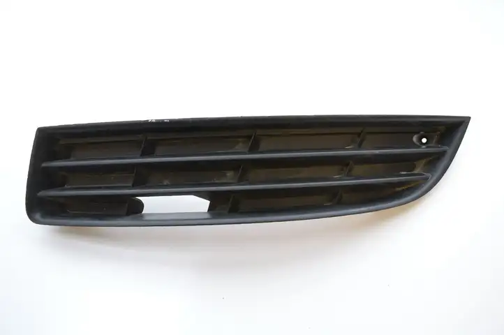 Volkswagen PASSAT B6 (2005 - 2010) 3C0853665 Нижняя решетка переднего бампера — фото 1