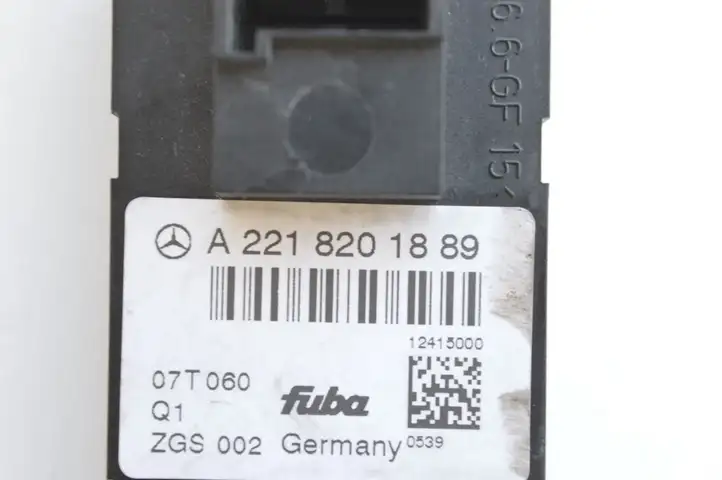 Mercedes-Benz S W221 (2005 - 2013) A2218201889 Усилитель антенны — фото 6