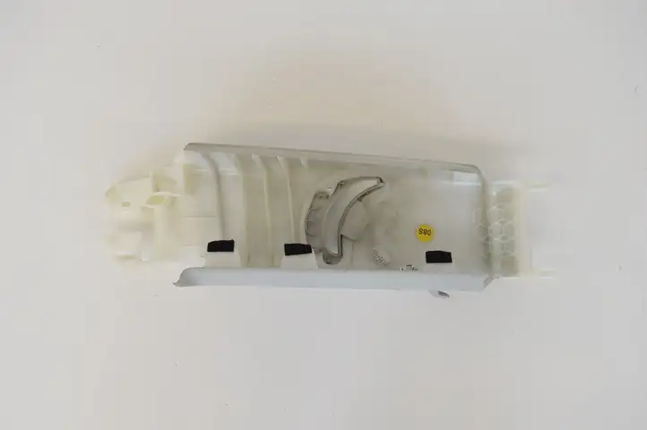 Audi A5 8T 8F (2007 - 2011) 8T0867243A Нижняя обшивка стойки B — фото 2