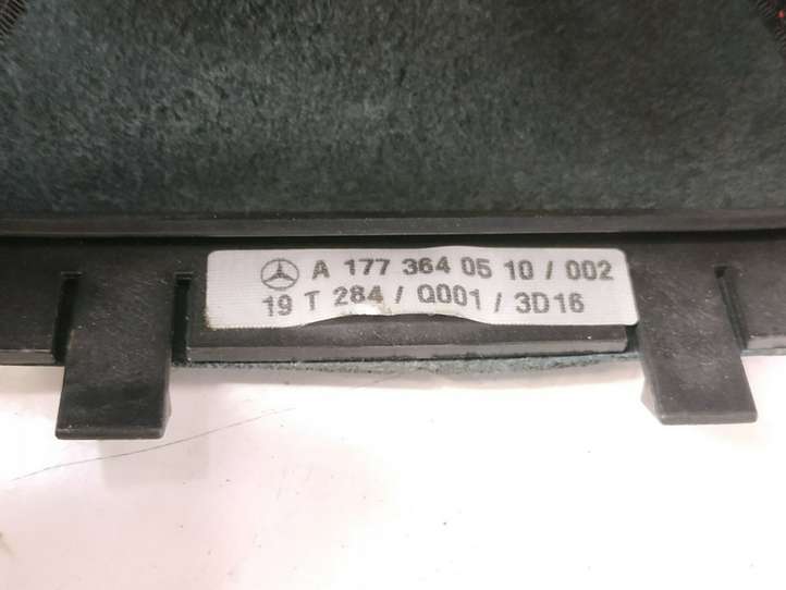 Mercedes-Benz CLA  C117,X117,W117 (2013 - 2019)   Отделка рычага переключения передач (кожа, головка)