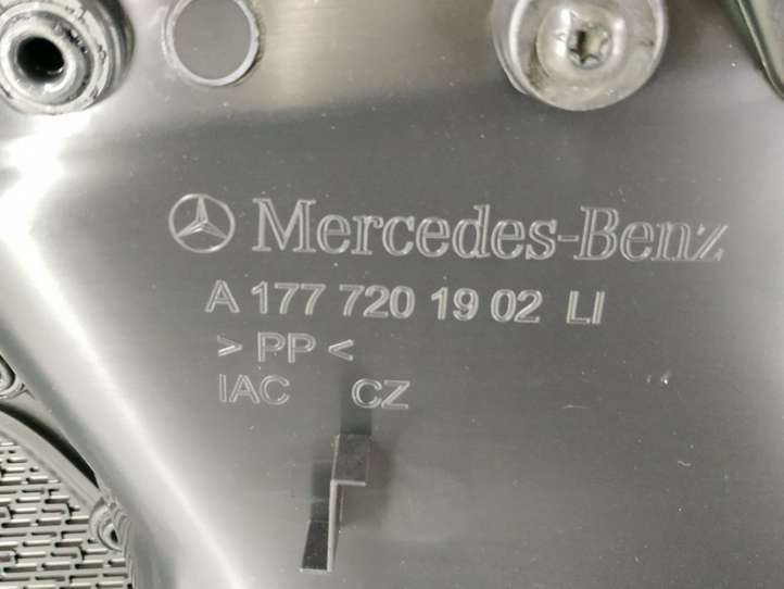 Mercedes-Benz CLA  C117,X117,W117 (2013 - 2019)  DALISID4747 Обшивка передней двери