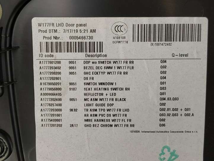 Mercedes-Benz CLA  C117,X117,W117 (2013 - 2019)  DALISID4748 Обшивка передней двери