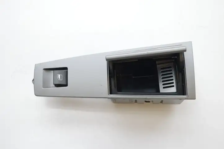 BMW 7 E65 E66 (2001 - 2008) 8379597 Кнопка стеклоподъемников — фото 2