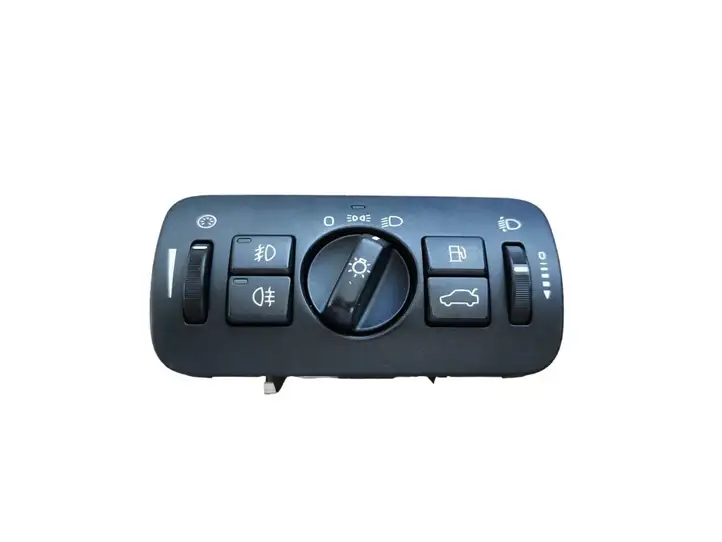 Volvo V70 (2007 - 2013) 30739415 Включатель фонарей — фото 2