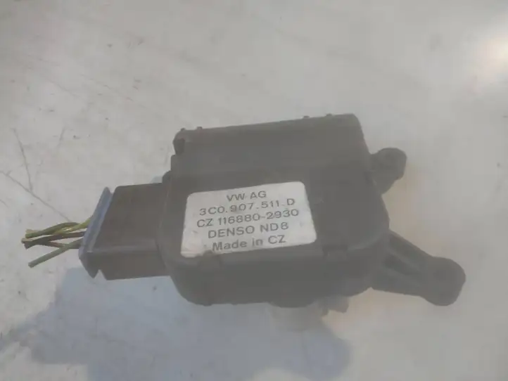 Volkswagen PASSAT B6 (2005 - 2010) 3C0907511D Двигатель задвижки потока воздуха — фото 2