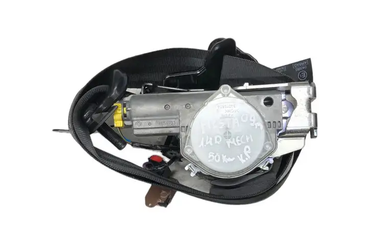 Ford Fiesta (2006 - 2008) 8V51A61295CF Передний ремень безопасности — фото 1