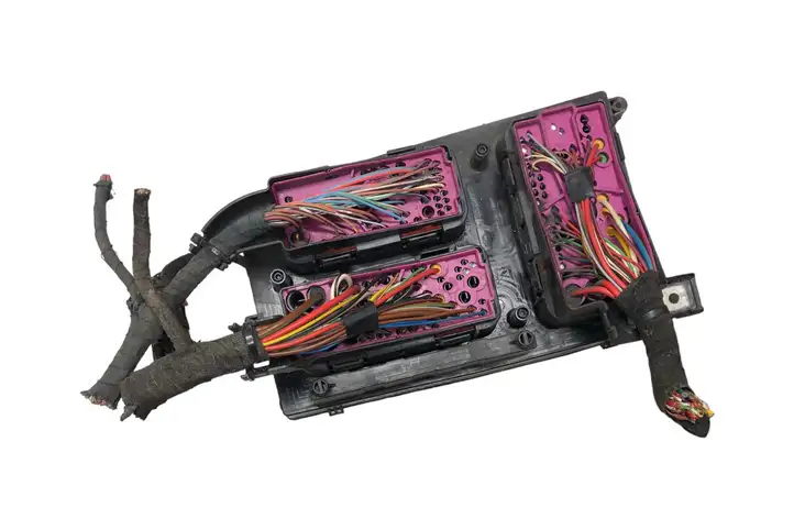 Opel Zafira B (2003 - 2006) 5DK00866852 Блок предохранителей — фото 3