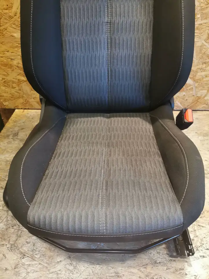 Opel Corsa F (2019 - ) 2008862 Переднее сиденье пассажира — фото 4