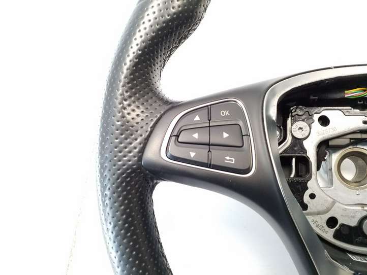 Mercedes-Benz CLA  C117,X117,W117 (2013 - 2019)  A0004601403 Руль