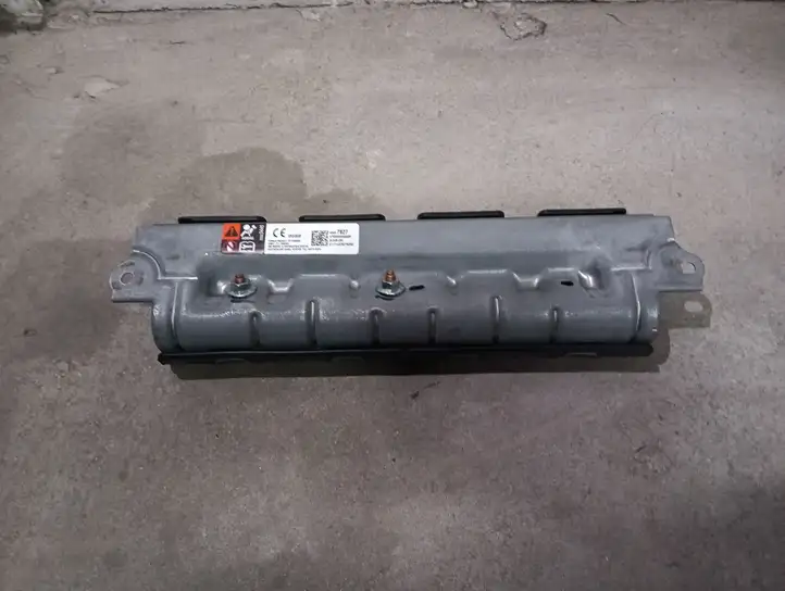 Chevrolet Volt II (2015 - ) 812481232 Коленная подушка безопасности — фото 3