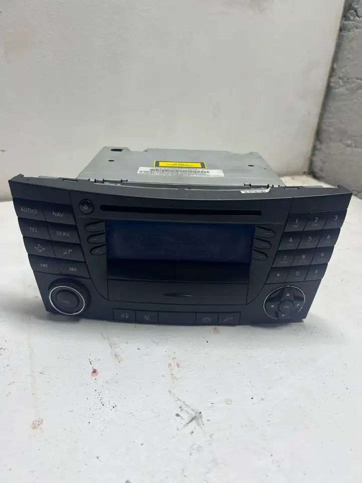 Mercedes-Benz E W211 (2002 - 2009) A2118202097 Комплект аудиосистемы — фото 1
