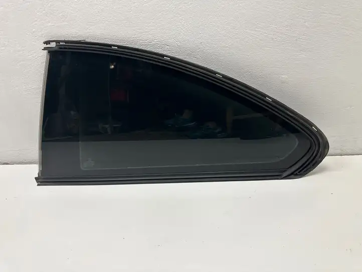 BMW 2 F22 F23 (2013 - 2017) 7345569 Заднее боковое стекло — фото 1