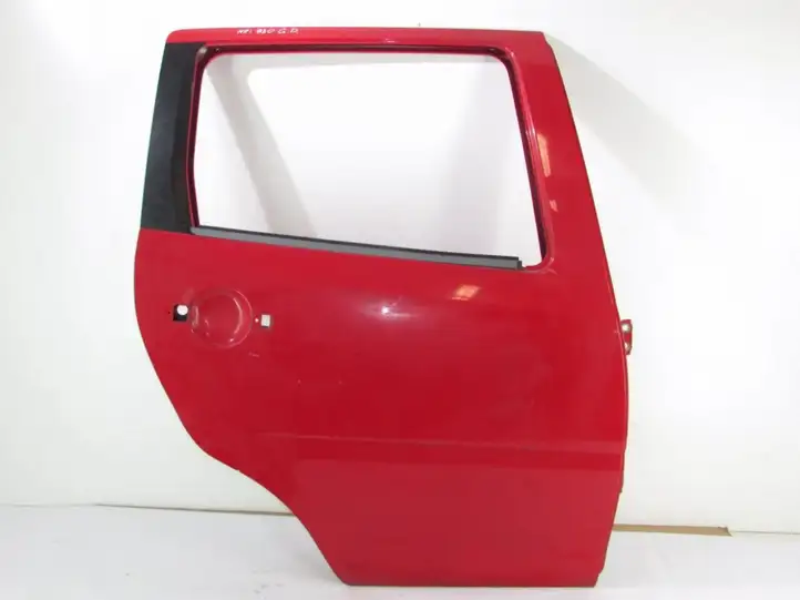 Daihatsu YRV Задняя дверь — фото 4