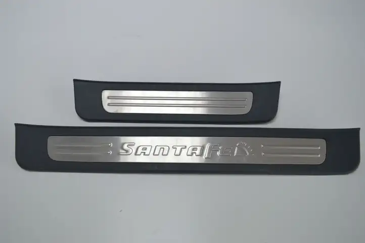 Hyundai Santa Fe (2005 - 2009) 858812B000 Внутренняя обшивка порога (комплект) — фото 1