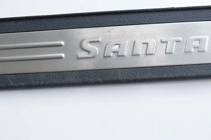 Hyundai Santa Fe (2005 - 2009) 858812B000 Внутренняя обшивка порога (комплект) — фото 5