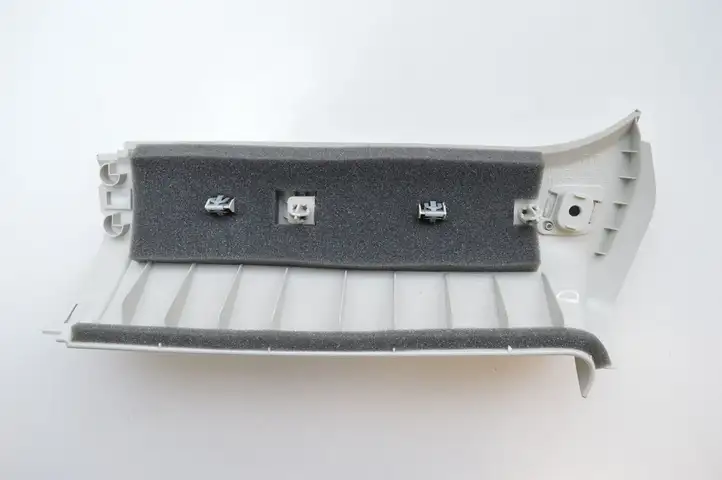 Ford C-MAX II (2010 - 2015) AM51R31011ABW Обшивка стойки D нижняя — фото 2