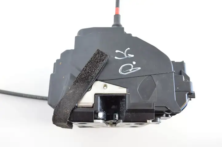 Nissan Juke I F15 (2010 - 2018) X12CFLS Замок ручки двери — фото 3