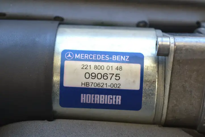 Mercedes-Benz S W221 (2005 - 2013) 2218000148 Доводчик крышки багажника — фото 2