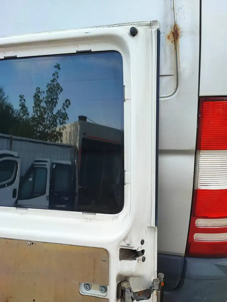 Volkswagen Transporter - Caravelle T5 (2003 - 2009) Боковая раздвижная дверь — фото 11