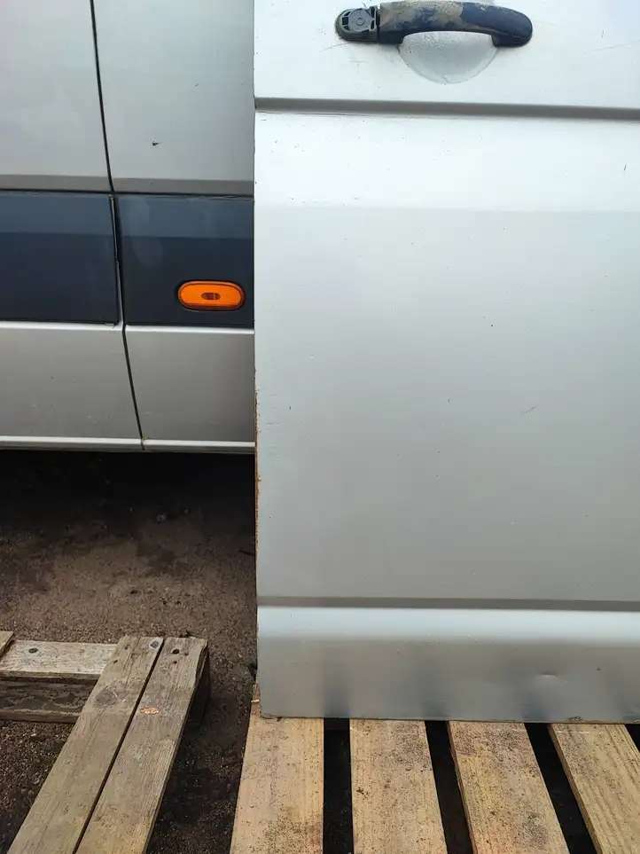 Volkswagen Transporter - Caravelle T5 (2003 - 2009) Дверь — фото 10