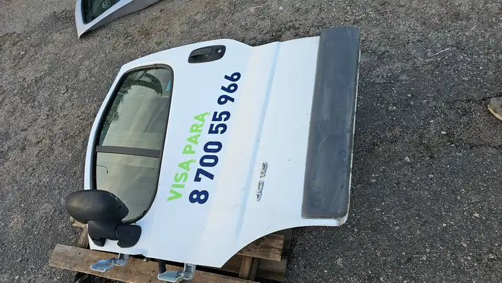 Renault Trafic II (X83) (2002 - 2014) Дверь — фото 2