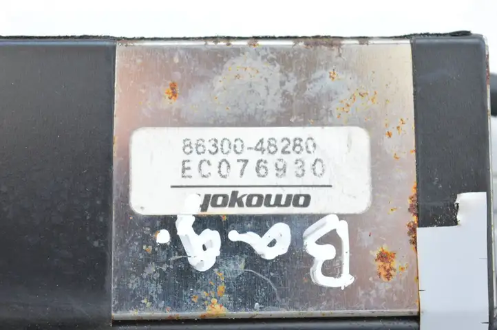 Lexus RX 330 - 350 - 400H (2008 - 2012) 8630048280 Усилитель антенны — фото 6