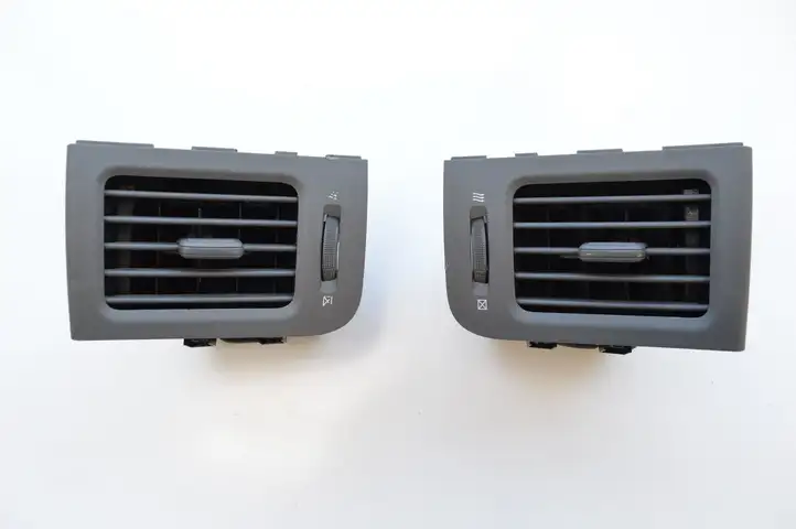 Nissan X-Trail T31 (2007 - 2014) 68761JG00A Воздушная решетка панели — фото 1