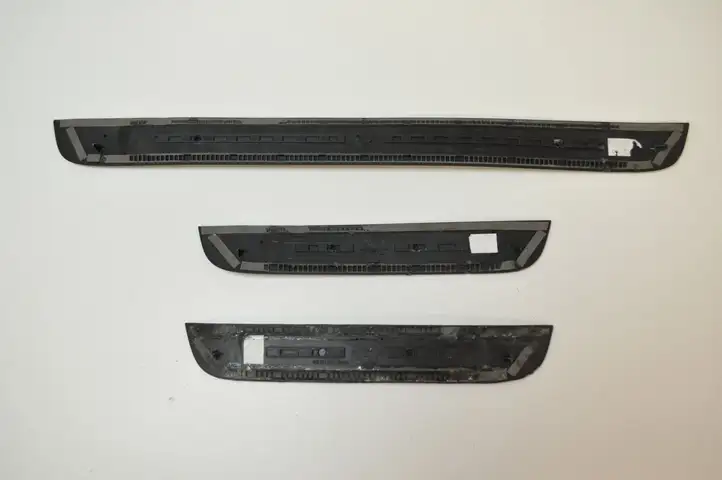 Audi A6 C7 (2011 - 2014) 4G0853374G Внутренняя обшивка порога (комплект) — фото 2