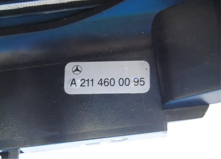 Mercedes-Benz E W211 (2002 - 2009) A2114600095 Обшивка рулевой колонки — фото 5