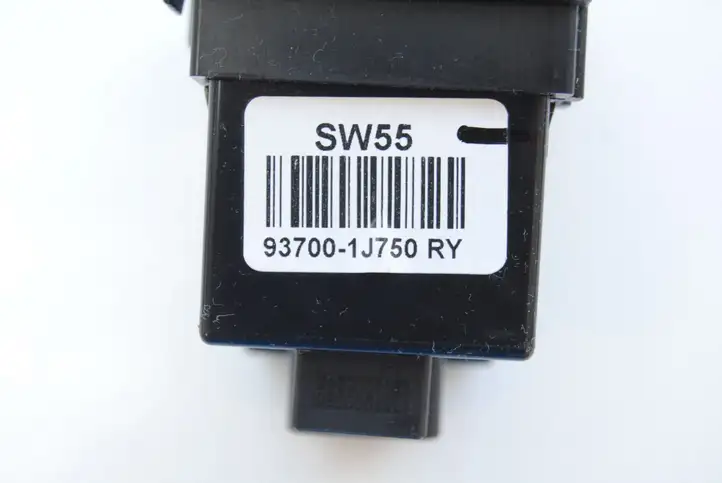 Hyundai i20 (PB PBT) (2012 - 2014) 937001J750RY Блок кнопок на панели — фото 3