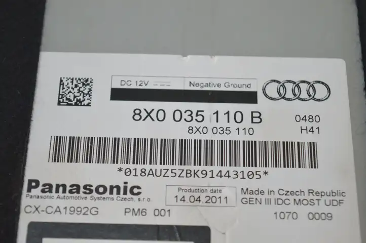 Audi A1 (2010 - 2014) 8X0035110B CD/DVD чейнджер — фото 4