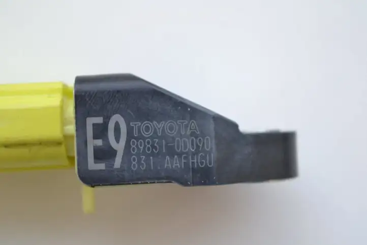 Toyota Yaris (2012 - 2014) 898310D090 Датчик удара SRS — фото 5