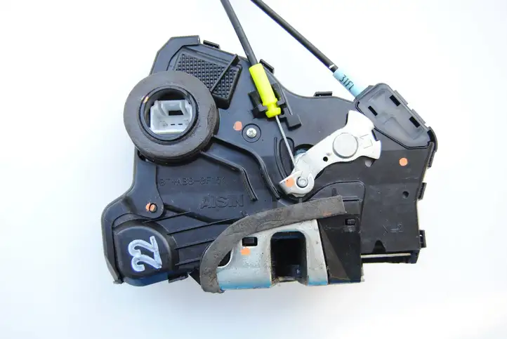 Toyota Hilux (AN10, AN20, AN30) (2008 - 2011) 6927412010 Замок ручки двери — фото 2