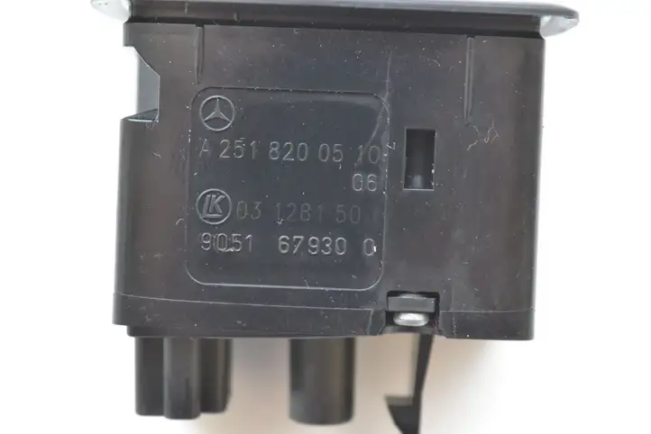 Mercedes-Benz R W251 (2005 - 2013) A2518200510 Блок кнопок стеклоподъемников — фото 4