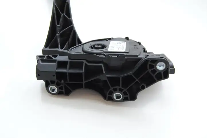 Land Rover Freelander 2 - LR2 (2006 - 2010) 7G9N9F836HA Педаль акселератора — фото 4