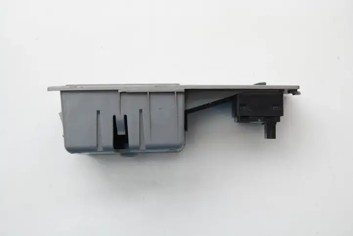 BMW 7 E65 E66 (2001 - 2008) 8379597 Кнопка стеклоподъемников — фото 4