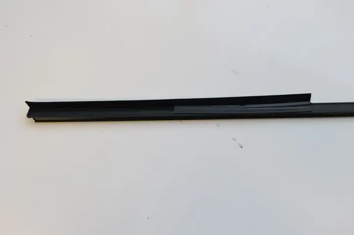 Mini One Cooper Coupe R56 (2004 - 2014) 51367072932 Накладка стекла задней двери — фото 5