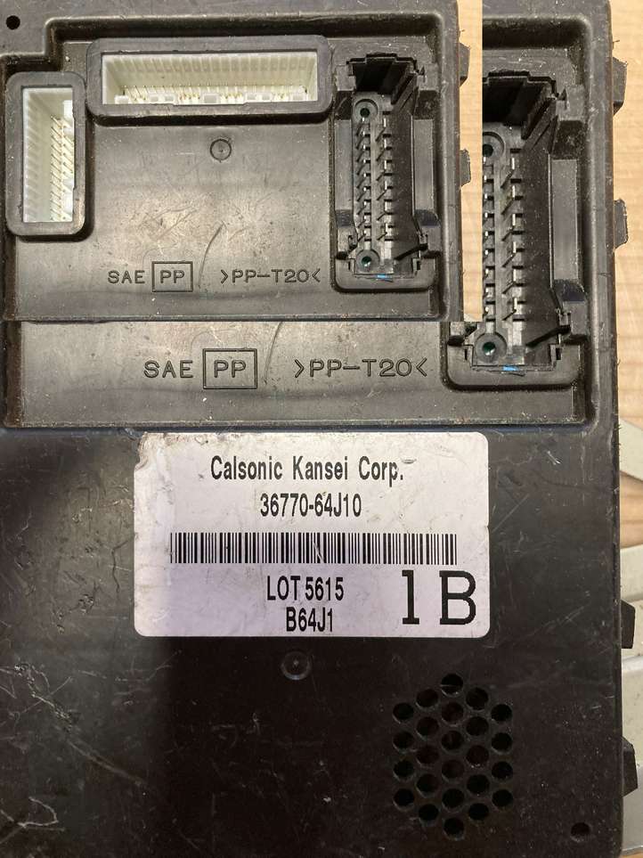 Suzuki Grand Vitara (2005 - 2008)  3677064J10 Mодуль kомфортa