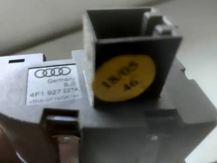 Audi A6 S6 C6 4F (2008 - 2011) 4F1927227A Другие включатели / ручки/ переключатели — фото 3
