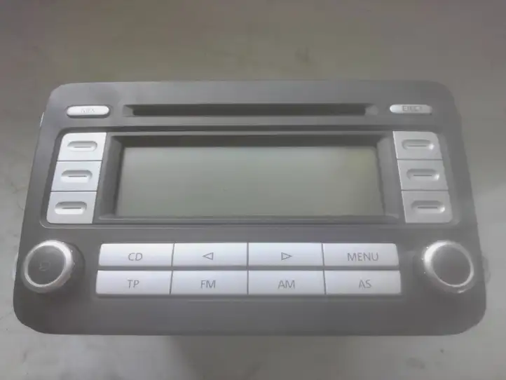 Volkswagen PASSAT B6 (2005 - 2010) 1K0035186T Магнитола / мультимедийная система — фото 1