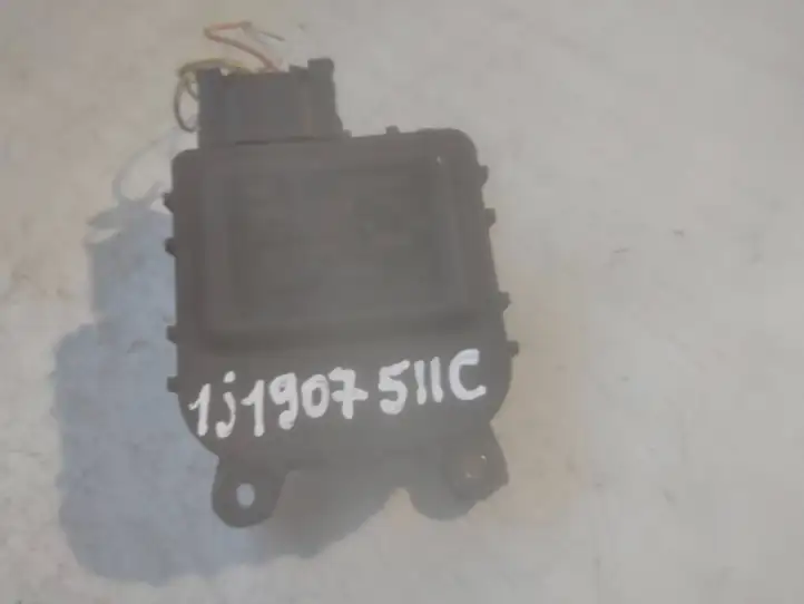 Audi A3/S3 8L (2000 - 2003) 1J1907511C Двигатель задвижки потока воздуха — фото 2