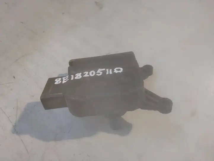 Audi A4 S4 B7 8E 8H (2004 - 2009) 8E1820511D Двигатель задвижки потока воздуха — фото 2