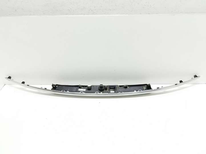 BMW 5 GT F07 (2010 - 2017)  7211220 Освещение номера