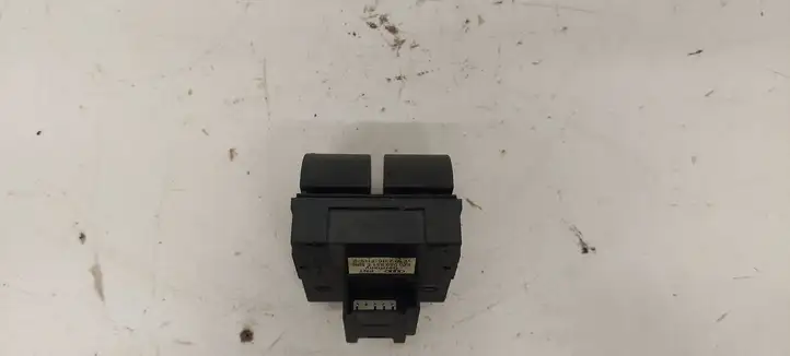 Audi A3/S3 8P (2003 - 2005) 8Z0959851E Кнопка стеклоподъемников — фото 4