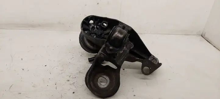Audi A4 S4 B6 8E 8H (2000 - 2006) 8E0199351 Кронштейн двигателя — фото 3