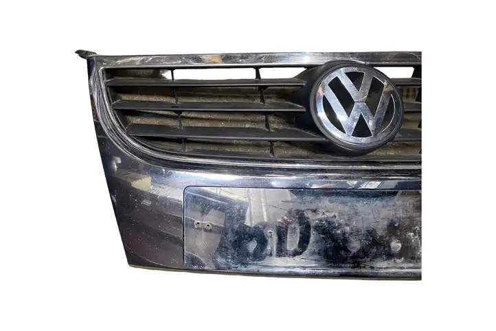 Volkswagen Touran I (2003 - 2010) 1T0853651D Верхняя решетка радиатора — фото 2