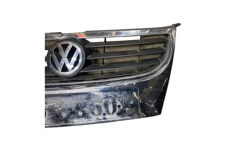 Volkswagen Touran I (2003 - 2010) 1T0853651D Верхняя решетка радиатора — фото 4
