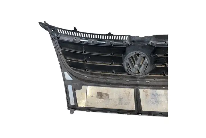 Volkswagen Touran I (2003 - 2010) 1T0853651D Верхняя решетка радиатора — фото 5