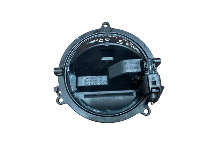 Volkswagen Golf V (2003 - 2009) 1K0827469E Ручка крышки багажника — фото 4