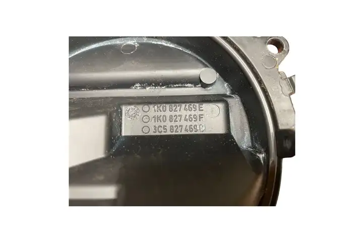 Volkswagen Golf V (2003 - 2009) 1K0827469E Ручка крышки багажника — фото 6